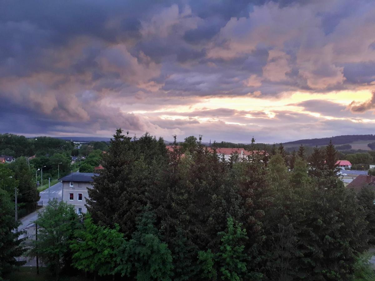Apartament Ziemia Klodzka 克沃兹科 外观 照片